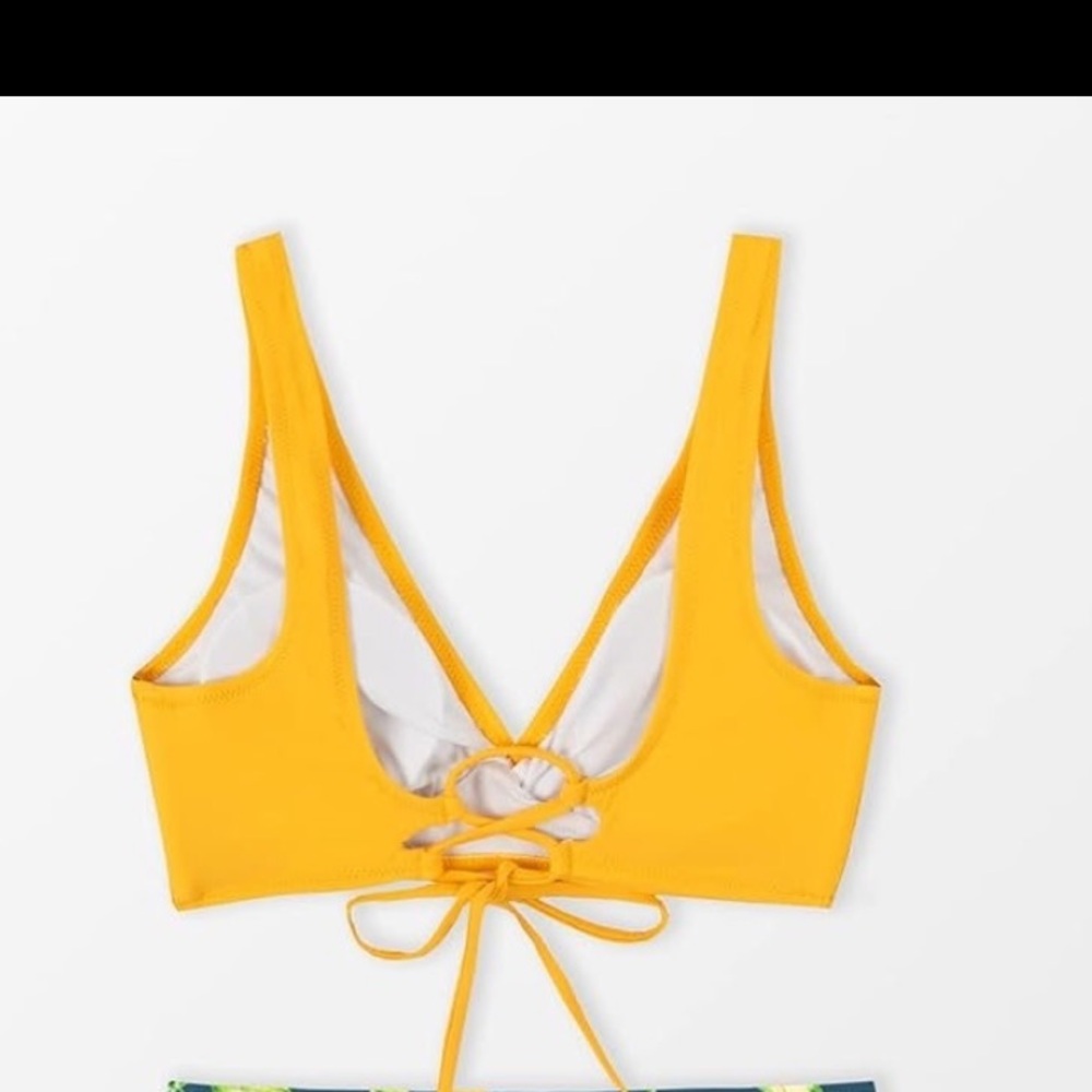 Women's Two Piece Padded Yellow Bikini Set swimming suit NWT Size L - Picture 3 of 4